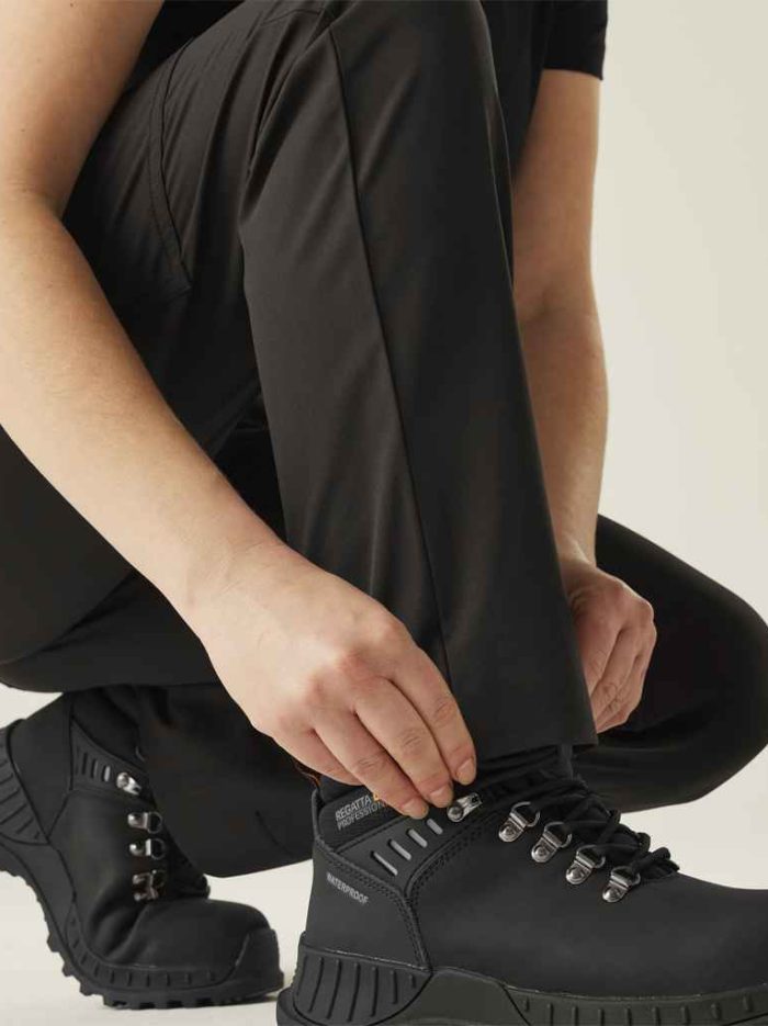 RG74720BLK20MODEL208.jpg